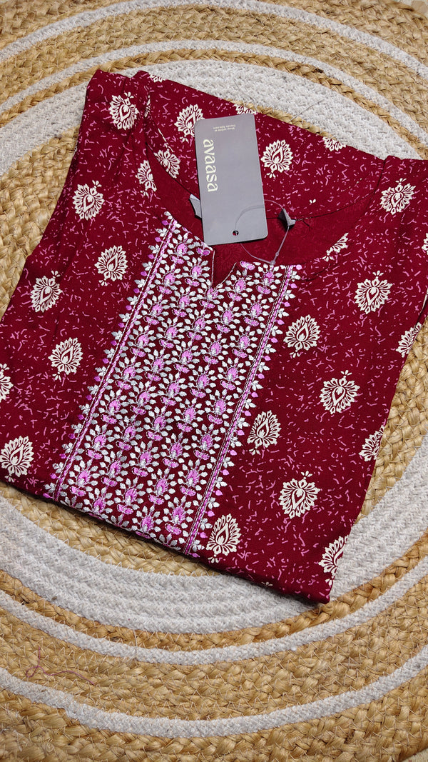 Meroon center embroidery kurti (Size XL)