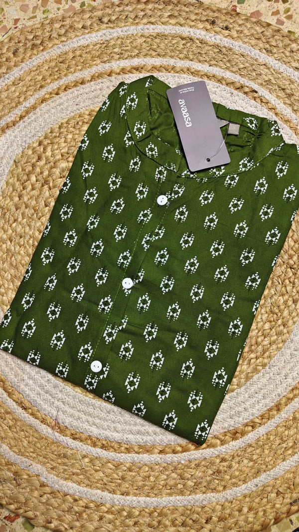 Dark green chinese pattern kurti