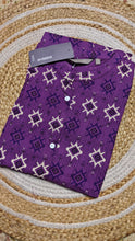 Violet Chinese collar small design pattern