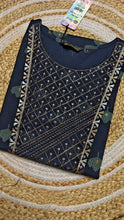 Dark blue star half embroidery