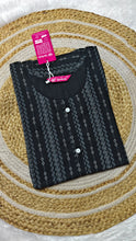 Budget Black (Size XL)