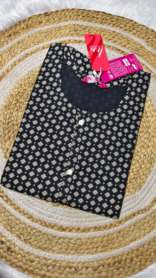 Budget Black Star (Size XL)