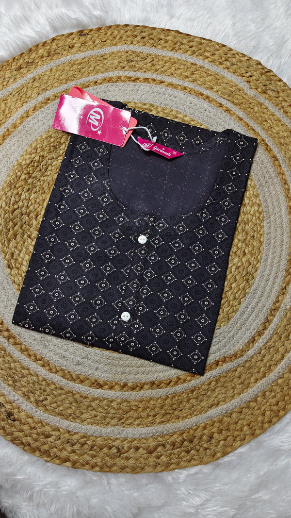 Budget Black round
